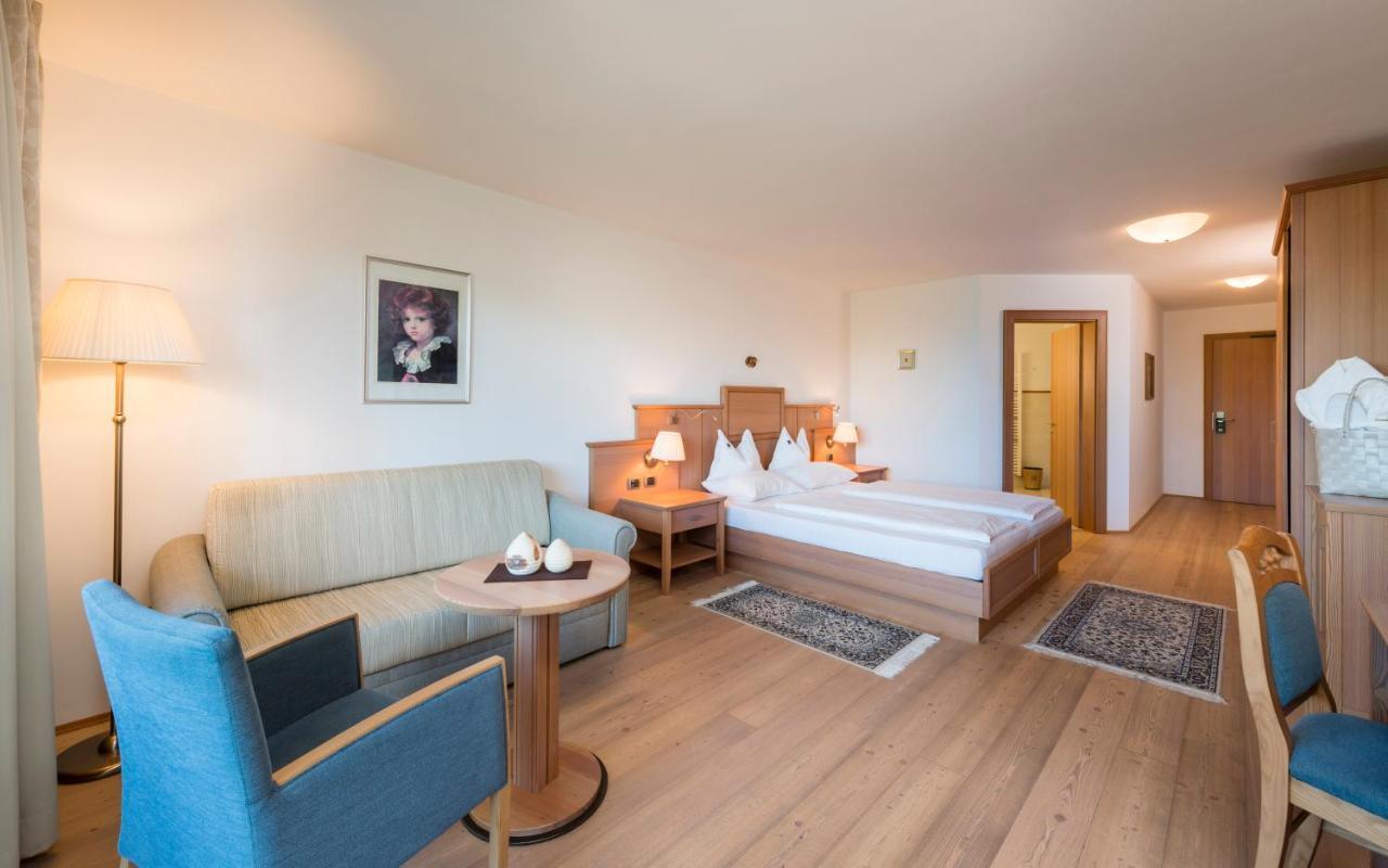 Hotel Peter Petersberg Eksteriør billede