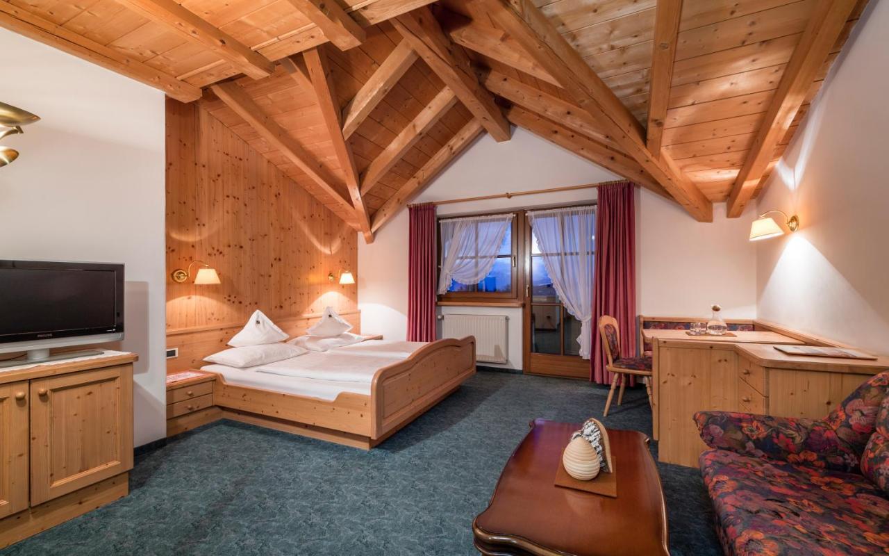 Hotel Peter Petersberg Eksteriør billede