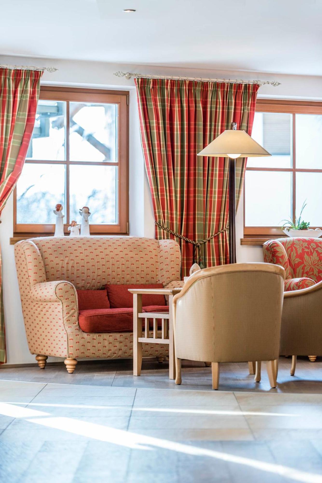 Hotel Peter Petersberg Eksteriør billede